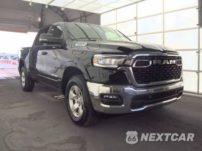 2025 Ram 1500 Big Horn Crew Cab Short Bed - zdjęcie 3 z 23 - miniatura