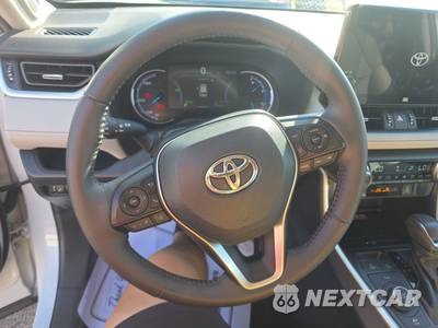 2023 Toyota RAV4 Hybrid XLE Premium - zdjęcie 10 z 28 - miniatura