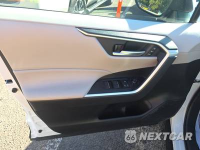 2023 Toyota RAV4 Hybrid XLE Premium - zdjęcie 9 z 28 - miniatura