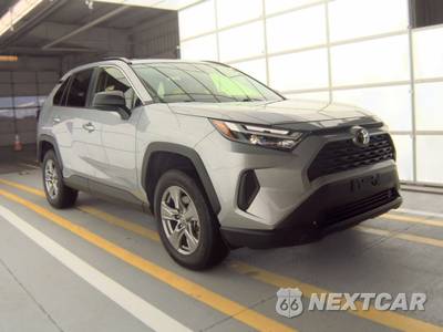 2025 Toyota RAV4 Hybrid LE - zdjęcie 3 z 28 - miniatura