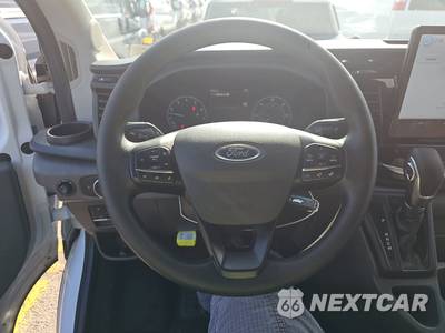 2025 Ford Transit Passenger Van XLT Medium Roof 148.0" WB - zdjęcie 10 z 19 - miniatura