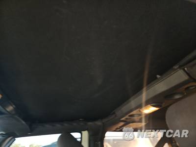 2015 Jeep Wrangler Sport - zdjęcie 18 z 43 - miniatura