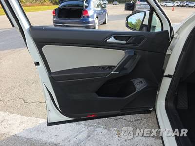 2018 Volkswagen Tiguan SEL - zdjęcie 9 z 27 - miniatura