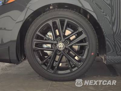 2026 Toyota Camry SE - zdjęcie 9 z 25 - miniatura