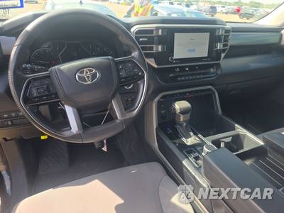 2023 Toyota Tundra SR5 Crew Cab Short Bed - zdjęcie 11 z 18 - miniatura