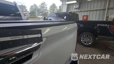 2019 Ram 1500 Limited Crew Cab Short Bed - zdjęcie 28 z 32 - miniatura