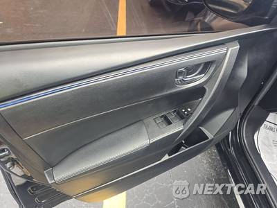 2019 Toyota Corolla SE Sedan - zdjęcie 9 z 52 - miniatura