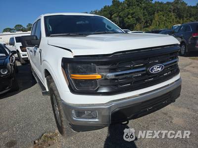 2025 Ford F-150 XLT Crew Cab Short Bed - zdjęcie 3 z 22 - miniatura