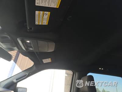 2025 Ford F-150 XLT Crew Cab Short Bed - zdjęcie 17 z 28 - miniatura