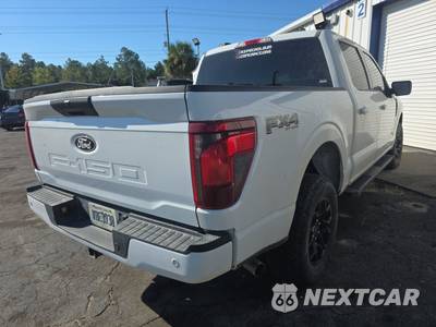 2025 Ford F-150 XLT Crew Cab Short Bed - zdjęcie 4 z 28 - miniatura