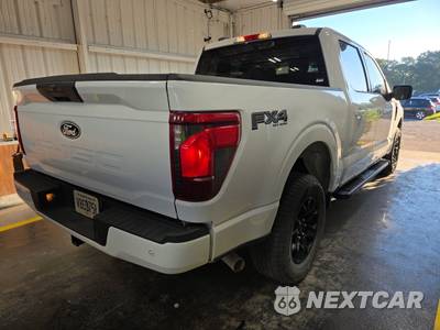 2025 Ford F-150 XLT Crew Cab Short Bed - zdjęcie 4 z 18 - miniatura