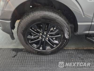 2025 Ford F-150 XLT Crew Cab Short Bed - zdjęcie 5 z 12 - miniatura