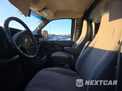 2015 Chevrolet Express 3500 Cutaway 1WT 139.0" WB - zdjęcie 7 z 25 - miniatura