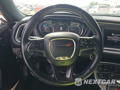 2019 Dodge Challenger SXT - zdjęcie 10 z 34 - miniatura