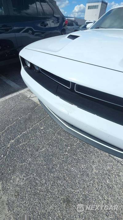 2019 Dodge Challenger SXT - zdjęcie 24 z 34 - miniatura