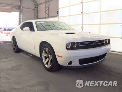 2019 Dodge Challenger SXT - zdjęcie 3 z 34 - miniatura