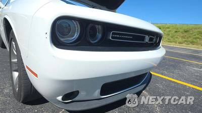 2019 Dodge Challenger SXT - zdjęcie 23 z 34 - miniatura