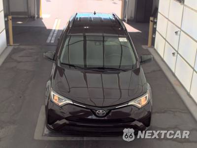 2017 Toyota RAV4 LE - zdjęcie 2 z 22 - miniatura
