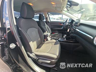 2019 Kia Forte S - zdjęcie 12 z 35 - miniatura