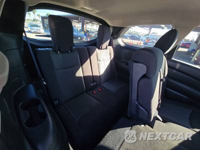 2020 Nissan Pathfinder SV - zdjęcie 14 z 23 - miniatura