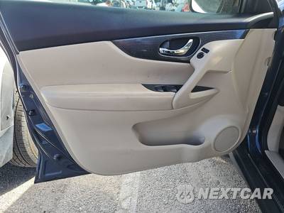 2015 Nissan Rogue SL - zdjęcie 9 z 27 - miniatura