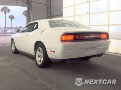 2013 Dodge Challenger SXT - zdjęcie 6 z 23 - miniatura