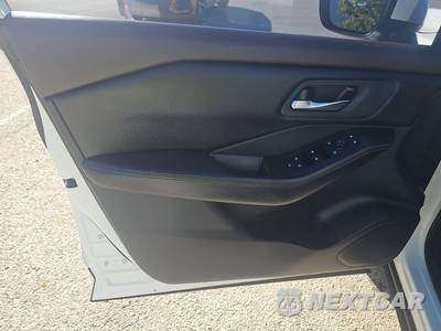 2021 Nissan Rogue SV - zdjęcie 9 z 24 - miniatura