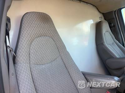 2008 Chevrolet Express 3500 Cutaway 1WT 9600 GVWR - zdjęcie 25 z 38 - miniatura