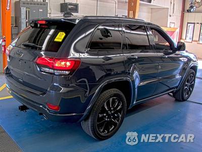 2018 Jeep Grand Cherokee Altitude Edition - zdjęcie 4 z 17 - miniatura