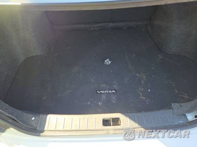 2018 Nissan Versa Sedan SV - zdjęcie 16 z 18 - miniatura