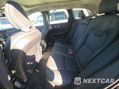 2024 Volvo XC60 B5 Plus Dark Theme - zdjęcie 13 z 23 - miniatura