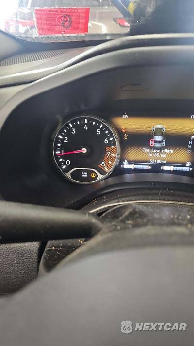 2021 Jeep Renegade Latitude - zdjęcie 20 z 21 - miniatura