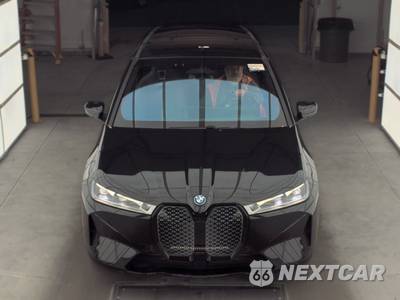 2023 BMW iX Sports Activity Vehicle M60 - zdjęcie 2 z 28 - miniatura