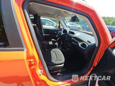 2021 Jeep Renegade Latitude - zdjęcie 8 z 21 - miniatura