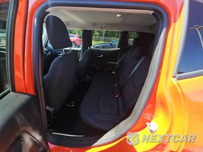 2021 Jeep Renegade Latitude - zdjęcie 13 z 21 - miniatura