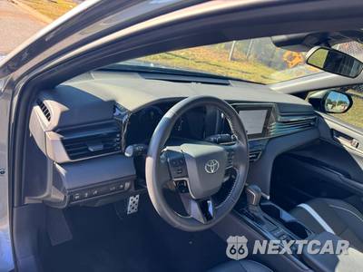 2026 Toyota Camry SE - zdjęcie 10 z 27 - miniatura