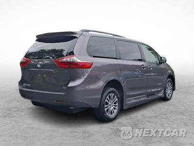 2020 Toyota Sienna XLE 8-Passenger 119.3" WB - zdjęcie 3 z 15 - miniatura