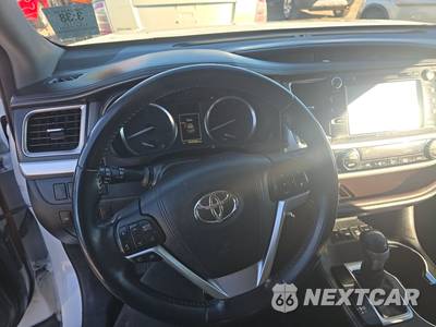 2016 Toyota Highlander XLE - zdjęcie 10 z 42 - miniatura