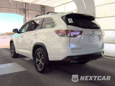 2016 Toyota Highlander XLE - zdjęcie 6 z 42 - miniatura
