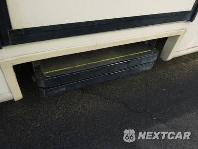 2016 Ford Super Duty F-53 Class A Motorhome Chassis DRW - zdjęcie 26 z 37 - miniatura