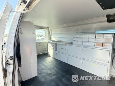 2006 Ford E-250 Recreational Van 138.0" WB - zdjęcie 14 z 17 - miniatura