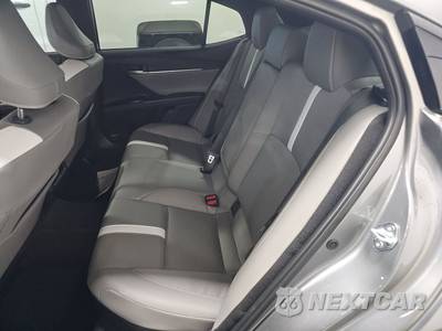 2026 Toyota Camry SE - zdjęcie 13 z 20 - miniatura