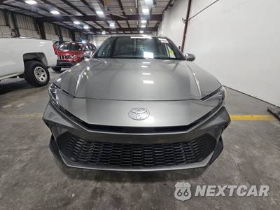 2026 Toyota Camry SE - zdjęcie 2 z 20 - miniatura