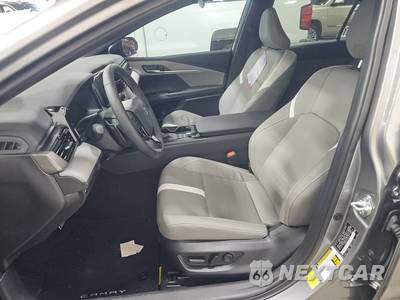 2026 Toyota Camry SE - zdjęcie 7 z 20 - miniatura