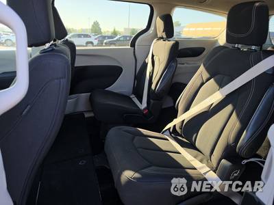 2023 Chrysler Voyager LX 121.6" WB - zdjęcie 19 z 25 - miniatura