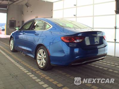 2015 Chrysler 200 Limited - zdjęcie 6 z 18 - miniatura