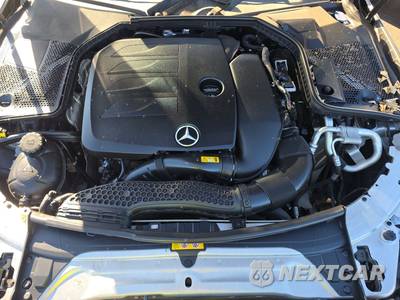2021 Mercedes-Benz C 300 4MATIC Sedan - zdjęcie 15 z 18 - miniatura