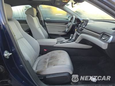 2019 Honda Accord Sedan EX 1.5T - zdjęcie 8 z 18 - miniatura