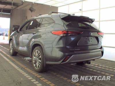 2020 Toyota Highlander Hybrid Platinum - zdjęcie 6 z 32 - miniatura