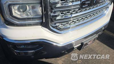2018 GMC Sierra 1500 SLT Crew Cab Short Bed 4SA - zdjęcie 36 z 52 - miniatura